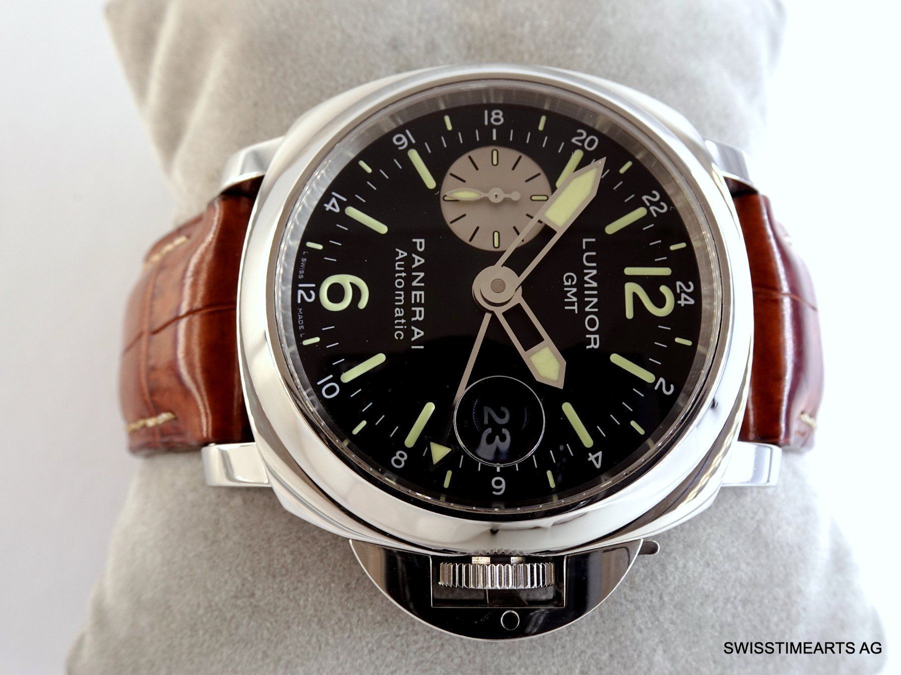 Panerai Uhren: PANERAI LUMINOR GMT PAM 00088 AUTOMATIK 2007 HERRENUHR – Gebraucht aus Zürich von  3