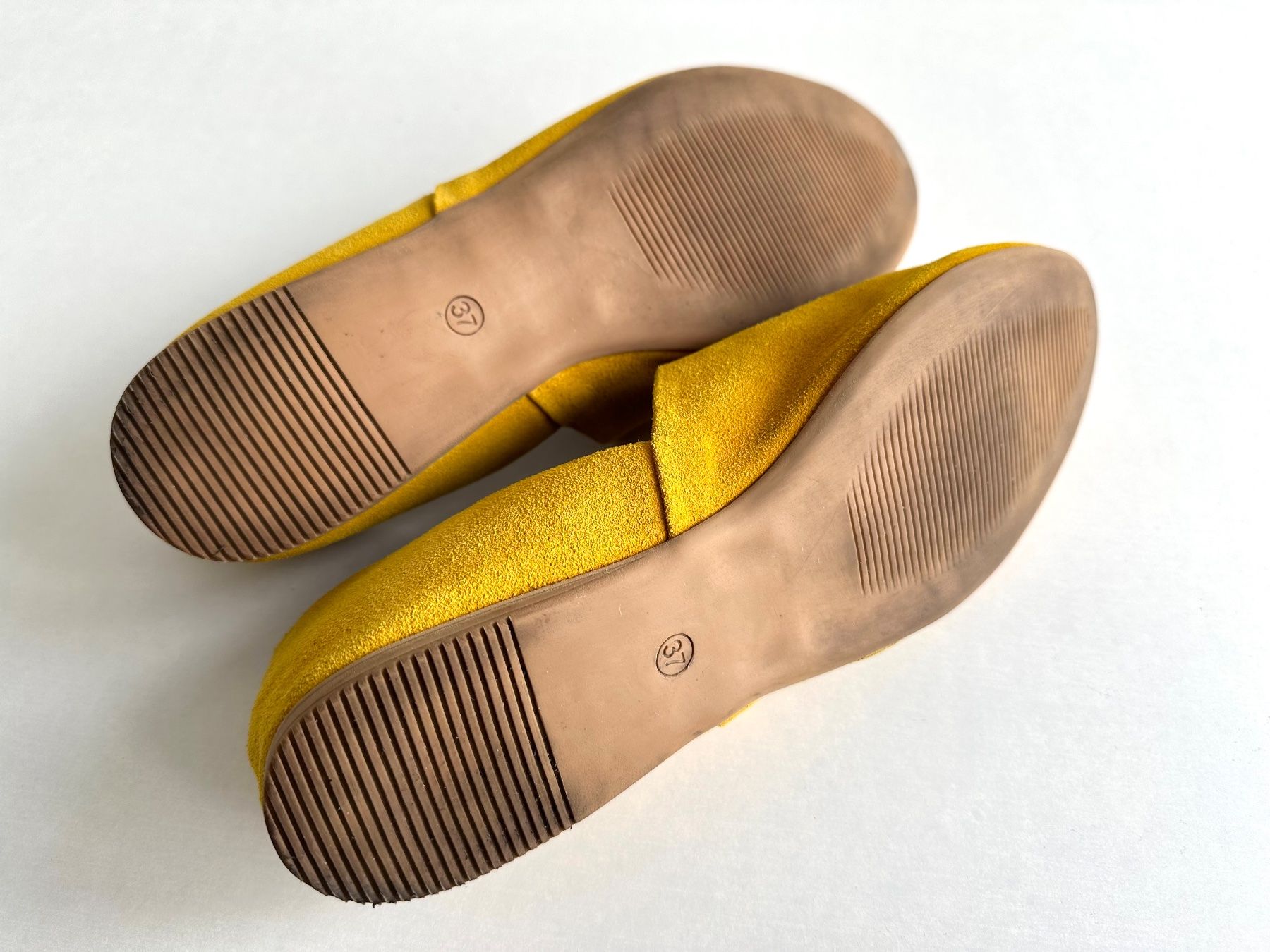 Scarpe da donna: Gelber Slipper von Pier One | Grösse 37 – Usato da Bern venduto da Fraeuleinhonig 8