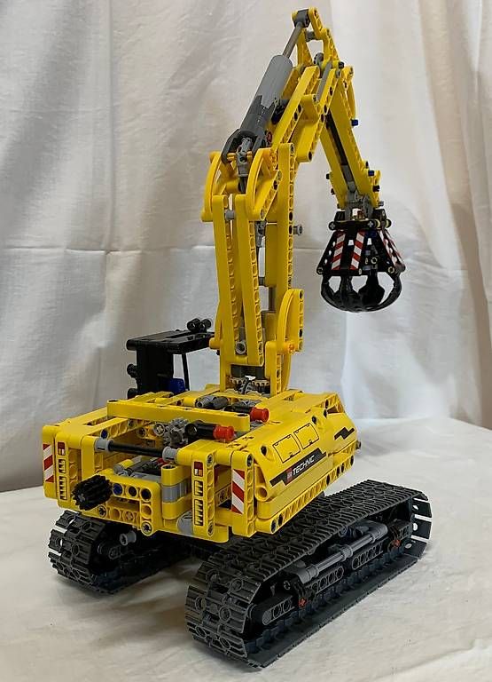 Lego Spielzeuge: Lego Technic Raupenbagger – Gebraucht aus Meikirch von meineangebote 1
