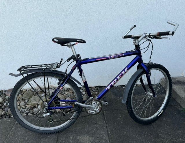 Trek Velos: MOUNTAINBIKE TREK 4300 – Gebraucht aus Honau von sainj