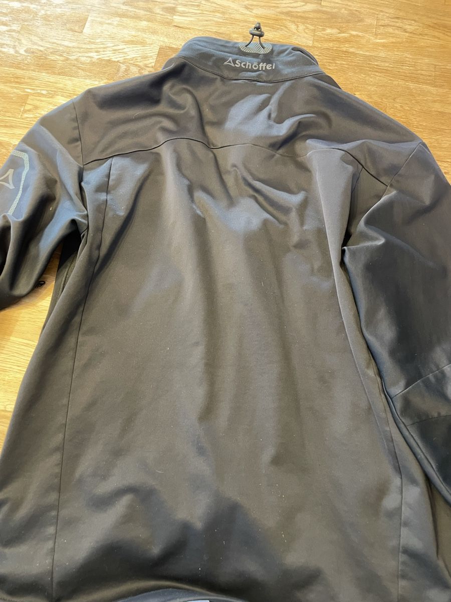 Giacche: Schöffel Herren Softshell Jacke, Windstopper, Grösse M – Usato da Orpund venduto da interstar1992 2