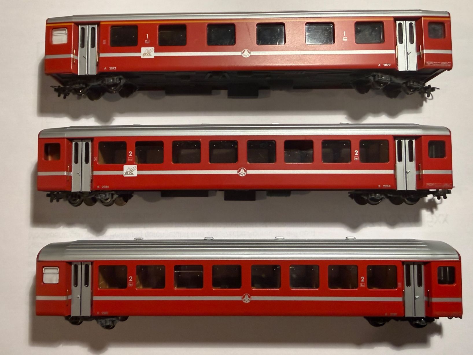 Bemo Modelleisenbahnen: Bemo BVZ EW Wagen Set. 2 Wagen mit Jubi Logo. – Gebraucht aus Grüsch von ro77bert 1