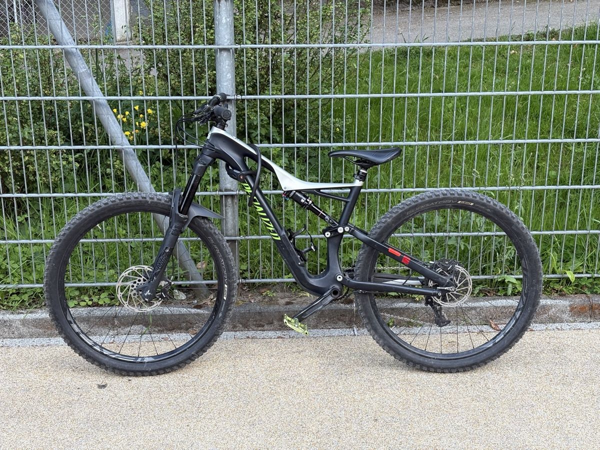 Specialized Biciclette: Specialized 2016 Carbon M – Usato da Luzern venduto da ele_v75f 4