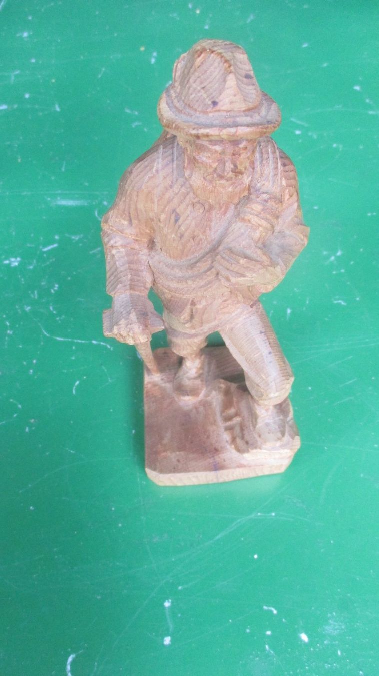 Figurines: Geschnitzte Bergler – D'occasion à Weier im Emmental par waefler03 5