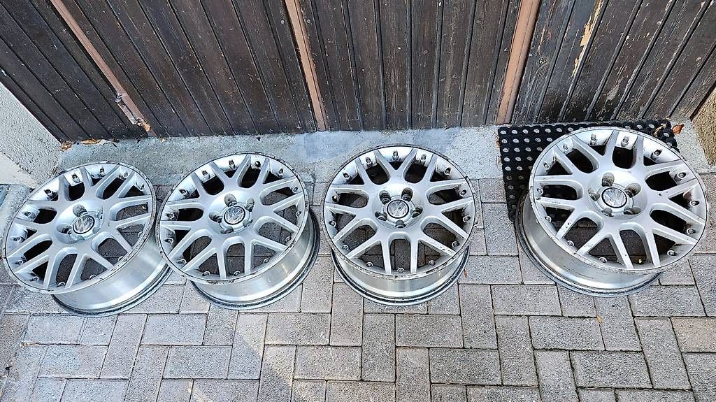 Bbs Felgen: 17" BBS VW PASSAT W8 Alufelgen ET45 – Gebraucht aus Triesenberg von ELFINCO