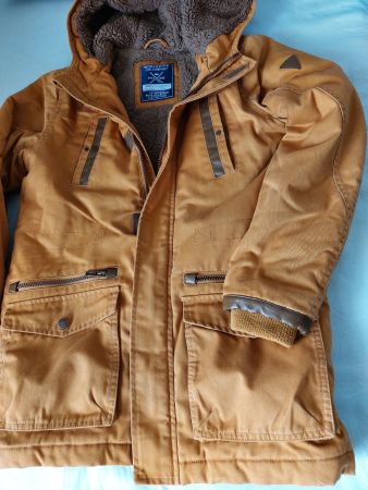 2 veste moutarde et  rouge Zara printemps XS 34-35 enfant