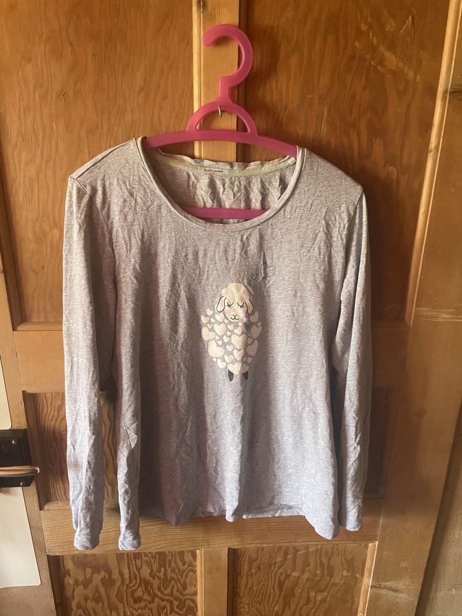 Negligees & Pigiami: Schaff Pyjama – Usato da Lenk im Simmental venduto da banane50626