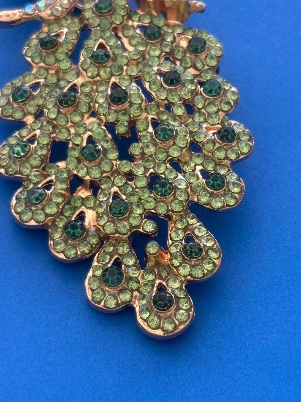 Spille & Fermagli: Luxus Elegante  Brosche Farbe: Gold – Nuovo (secondo la descrizione) da Biel-Bienne venduto da Roserosse13 2