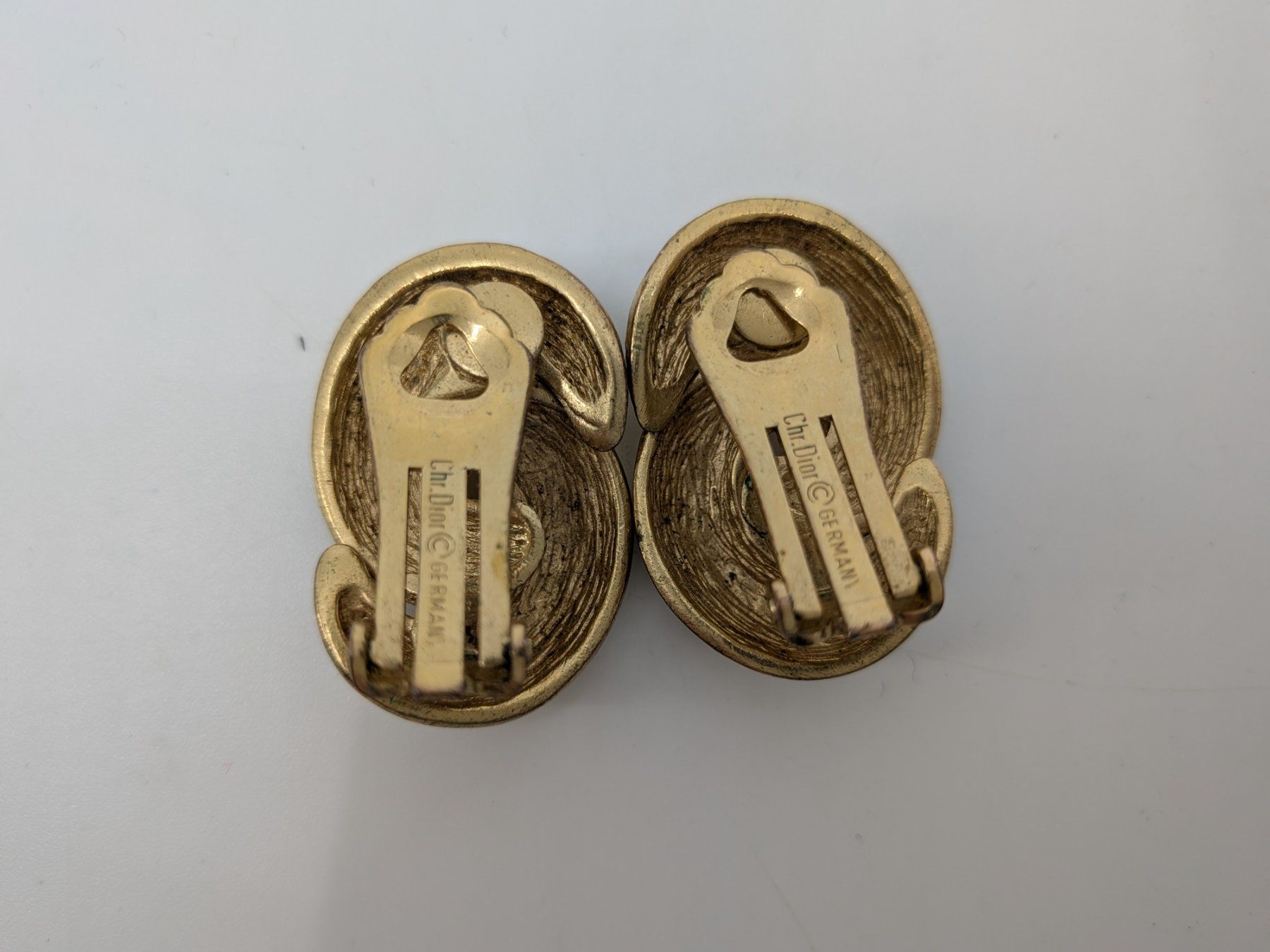 Dior Ohrringe & -stecker: Christian Dior Ohrclips – Gebraucht aus Emmen von magelan 2
