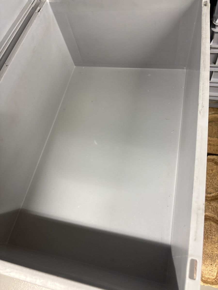 Casse di trasporto: 10 Rako Boxen 40 x 60 x 22 cm – Usato da Rümlang venduto da resale35 1