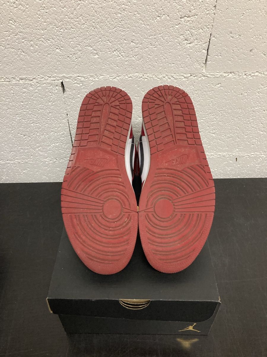 Jordan Scarpe da uomo: Air Jordan 1 Mid Chicago – Usato da Granges-Paccot venduto da Ruutu 3