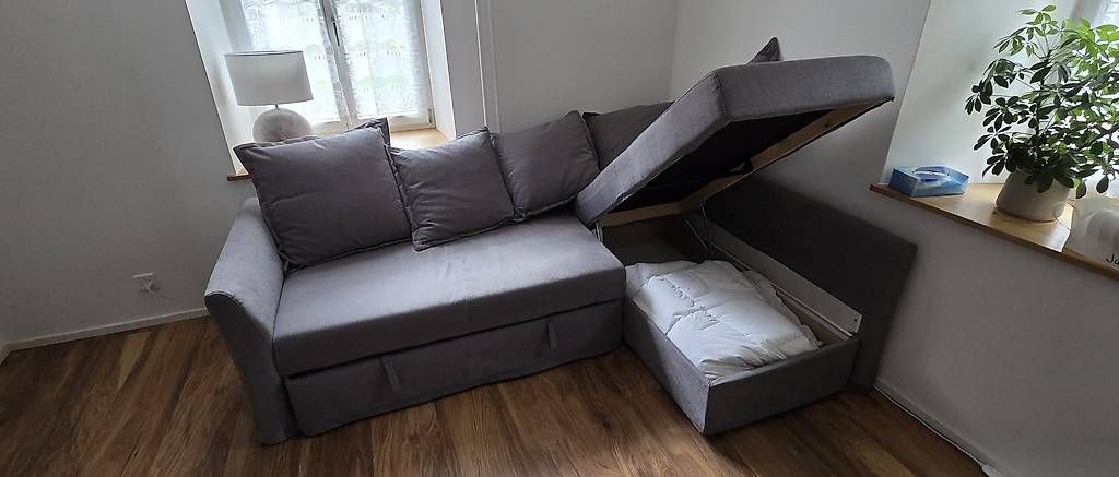 Ikea Divani: IKEA Eckbettsofa, dunkelgrau – Usato da Witterswil venduto da firedancer70 1