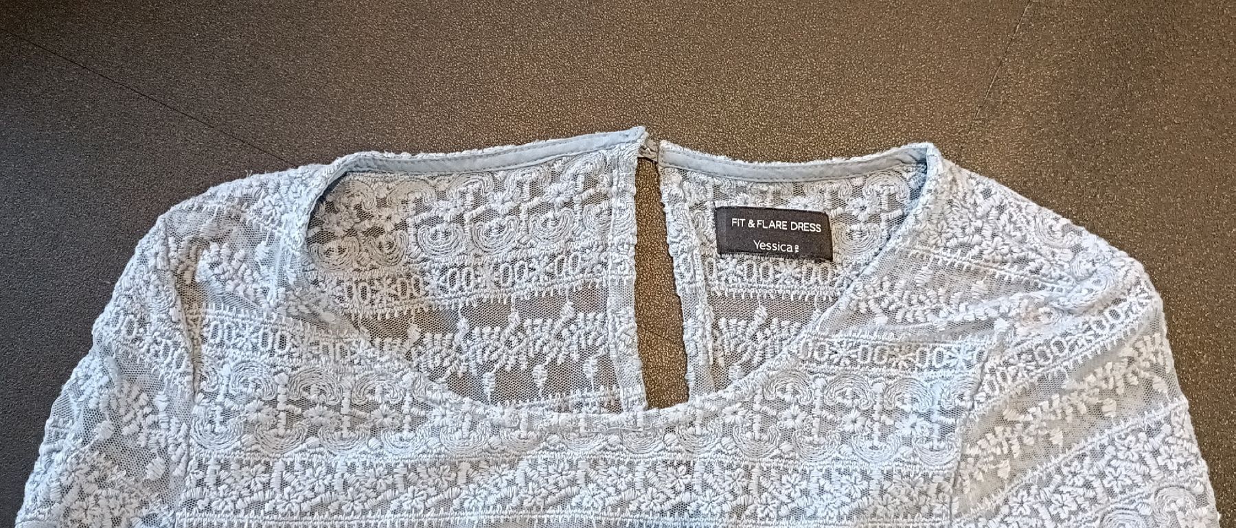 Vestiti: Hellblaues Strickkleid von Jessica – Usato da Bergdietikon venduto da Bico01 2