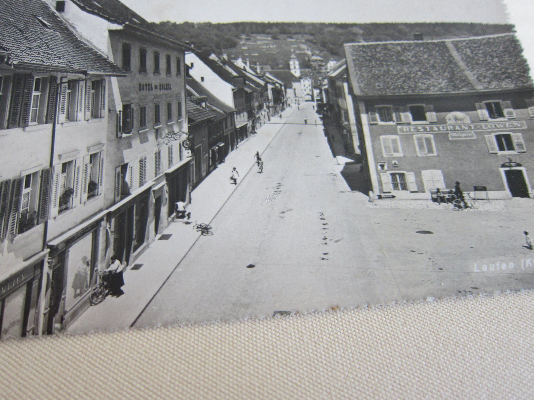 Cartoline postali: Ansichtskarte Laufen BL – Usato da Laufen venduto da woody9