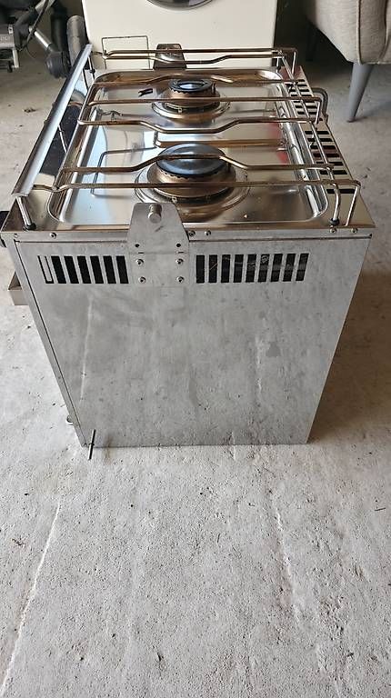 Dometic Cuisinières: Cuisinière-Four à gaz Dometic Sunlight – D'occasion à Romanel-s-Lausanne par alex.lapoudre 3
