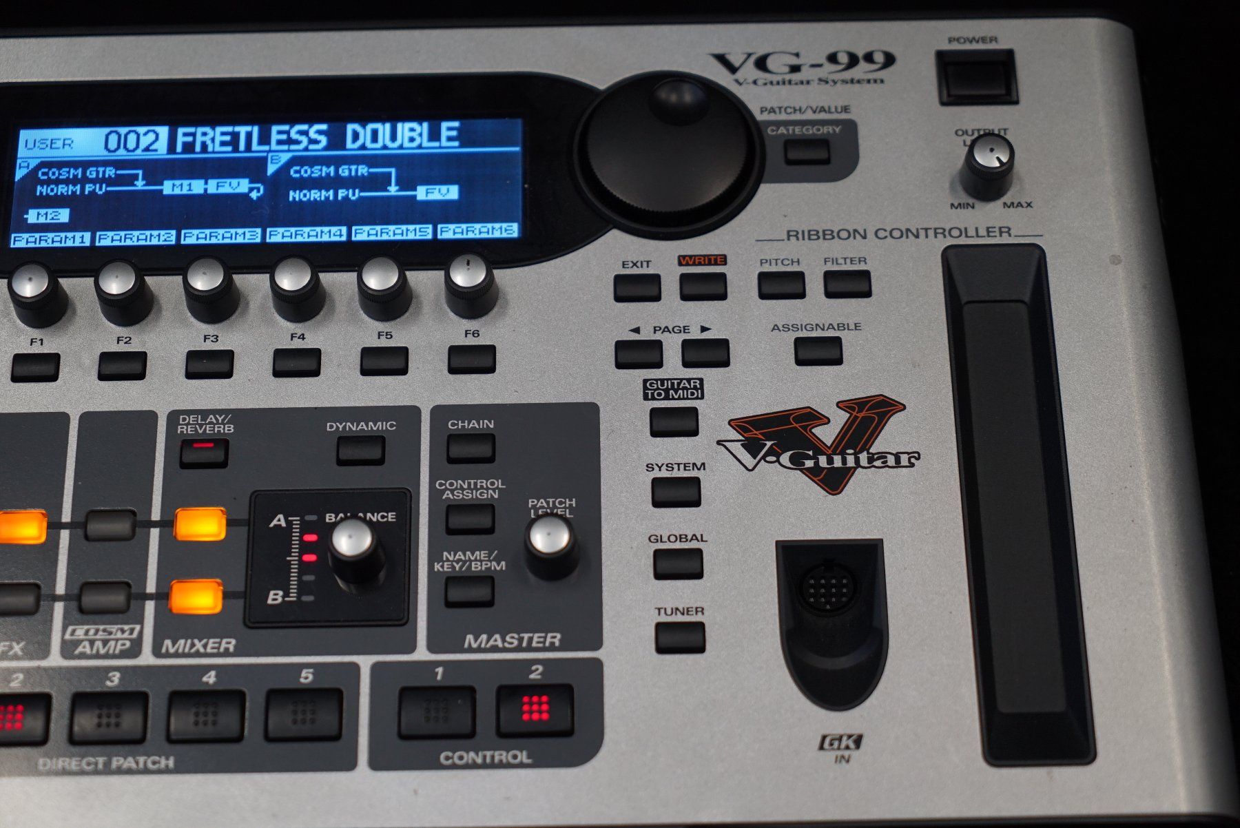 Roland Strumenti musicali: Roland VG-99 V-Guitar System Synthesizer GK3 – Usato da Ortschwaben venduto da Musictrade 2