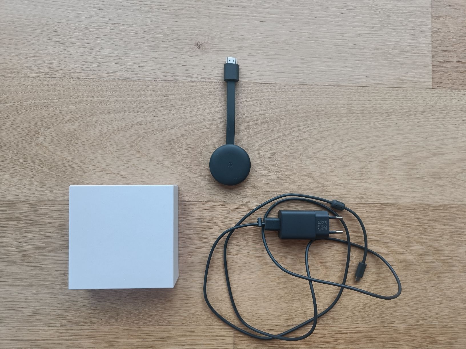 Google Lettore multimediale & Streamer: Google Chromecast 3rd Gen. – Nuovo (secondo la descrizione) da Winterthur venduto da aza_rr8j