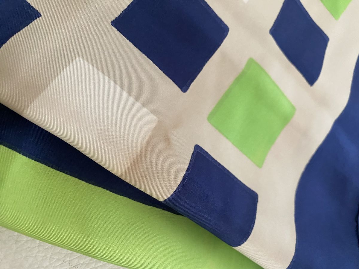 Foulard & Sciarpe: Seiden Schal 🌸 – Usato da Opfikon venduto da Luis144 6