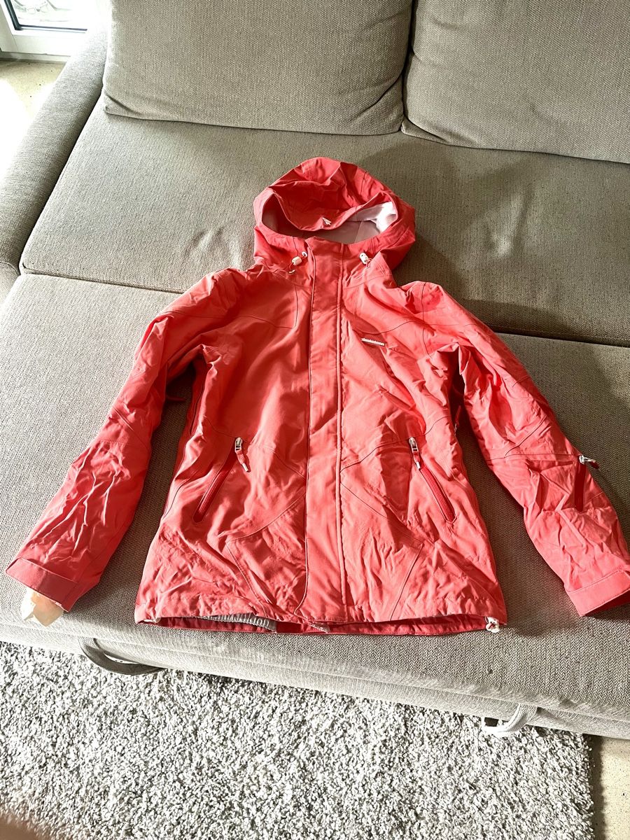 Jacken: Zimtstern Snowboardjacke – Gebraucht aus Zürich von mol_ybt5
