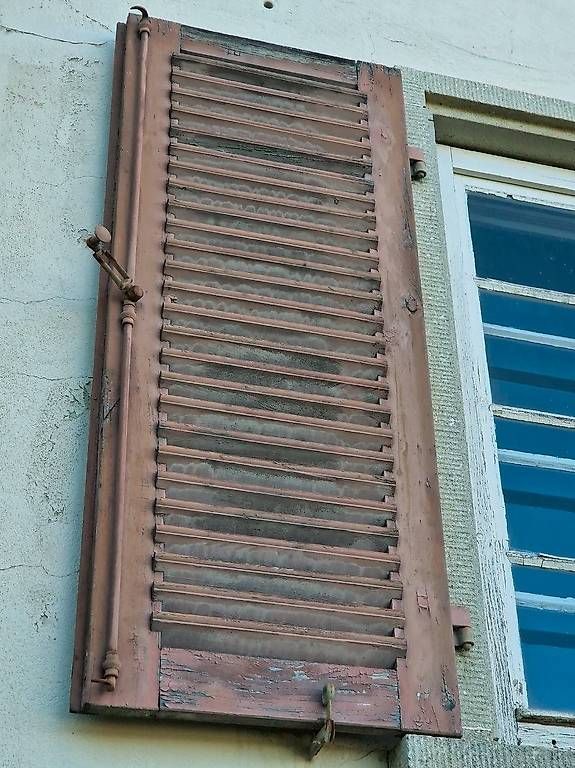 Persiane: Vintage Fensterläden Holz – Usato da Hägendorf venduto da Moni-F