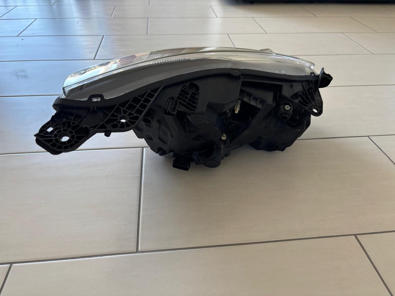 Ford Fari: Phare LED gauche Ford S-max – Nuovo (secondo la descrizione) da Estavayer-le-Lac venduto da Lor_tjg5 1