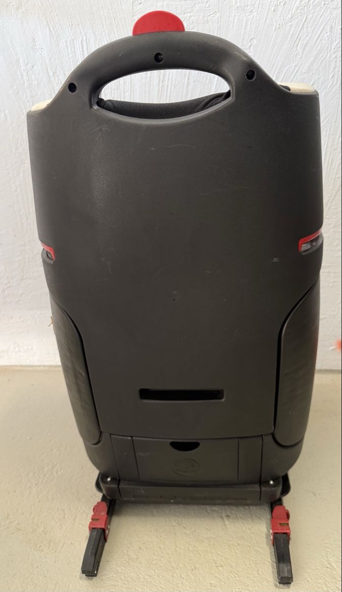 Hauck Seggiolini per auto: Hauck Kindersitz Isofix – Usato da Thayngen venduto da Sirtom10 3
