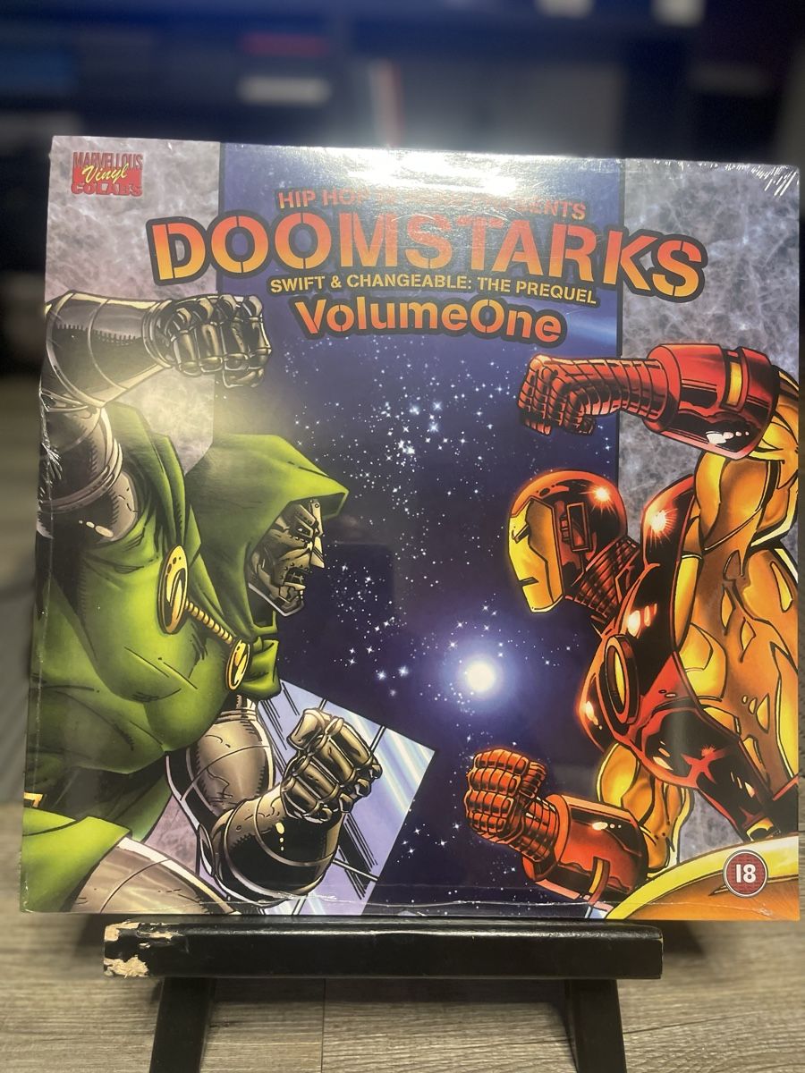 Vinyles: DOOMSTARKS / Volume one – Neuf avec emballage d'origine à Dagmersellen par stonefinger