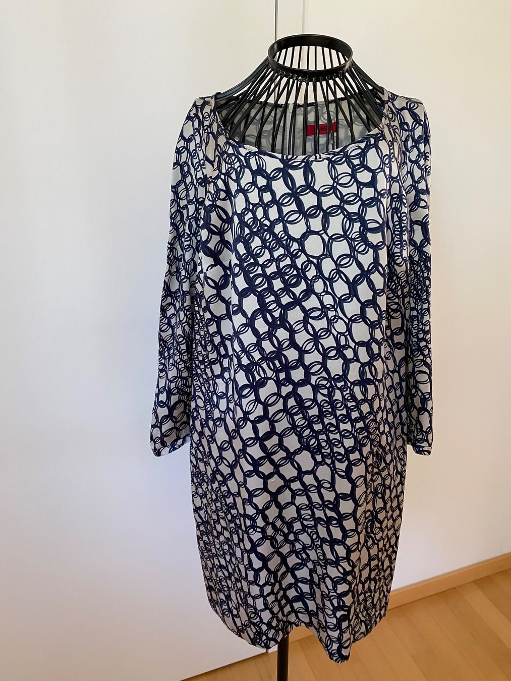 Hugo Boss Vestiti: Vestito donna Hugo Boss – Usato da Novazzano venduto da ige_cwq5 9