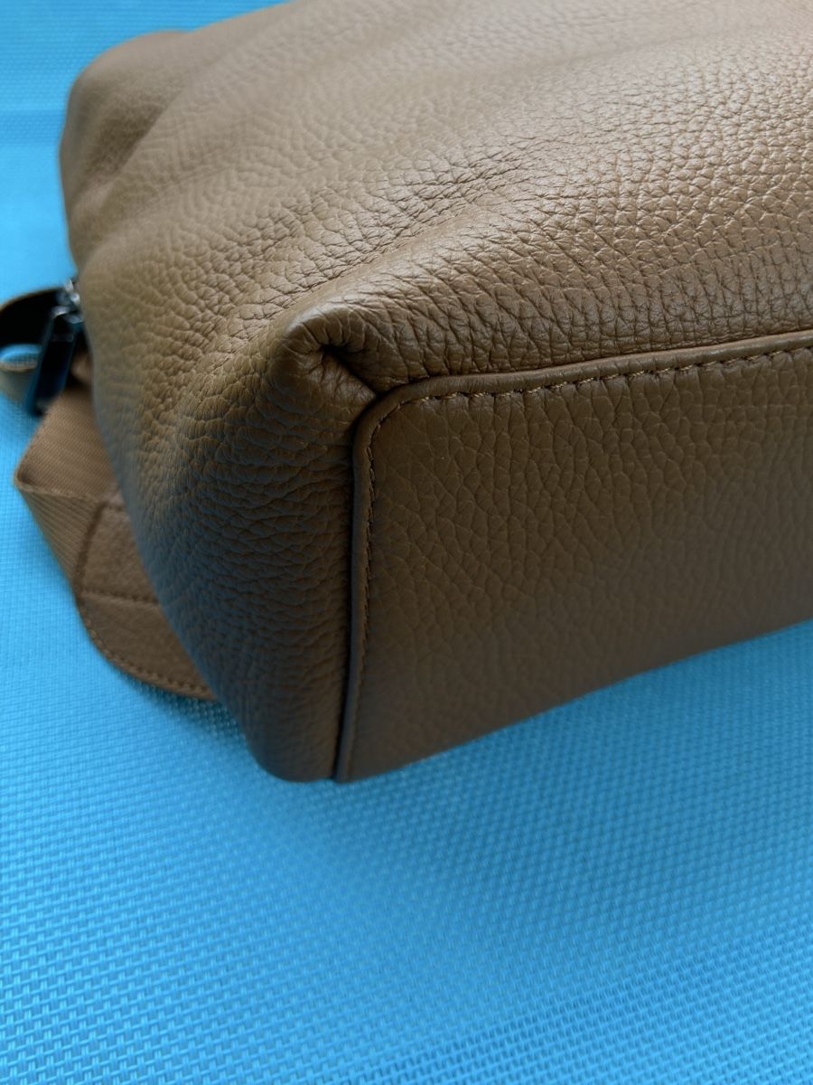 Mandarina Duck Taschen für Damen: Mandarina Duck Rucksack, Echtleder, Top Zustand! – Gebraucht aus Bern von Bern4you 5