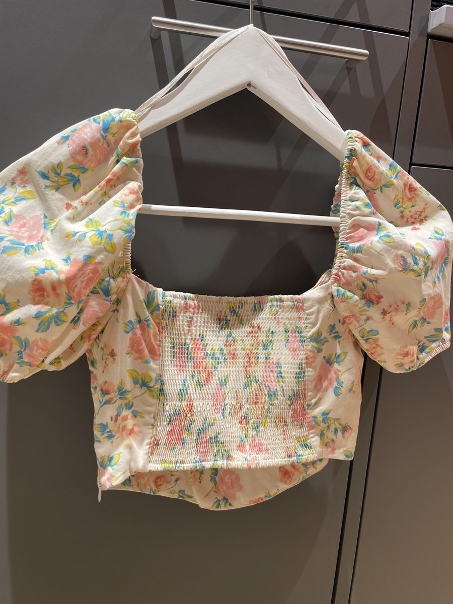 Zara Top: Blumentop von Zara, Gr. S – Nuovo (secondo la descrizione) da Arbon venduto da llaauraa 3