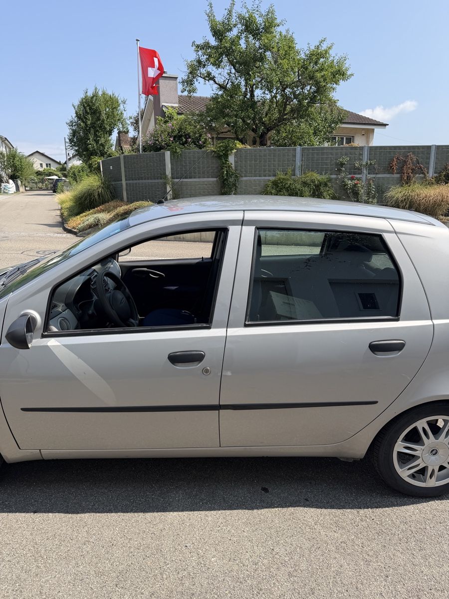 Fiat Autos: Fiat Punto 1.2 – D'occasion à witterswil par dbi_p86p 4