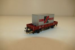Märklin H0: DB Niederbordwagen mit Container beladen