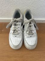 NIKE AIR FORCE ONE weiss mit schwarzen & weissen Details 39
