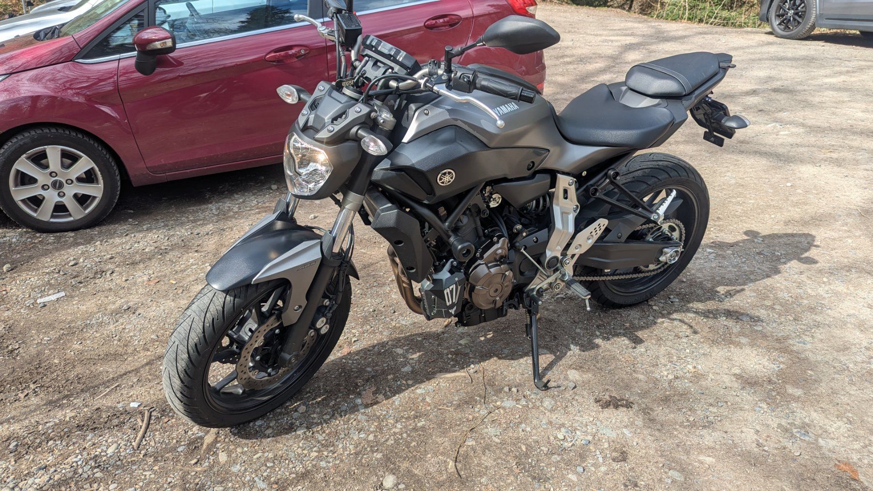 Yamaha Strada: Yamaha MT07 Top Zustand – Usato da Sennhof venduto da mec_2vkp 2