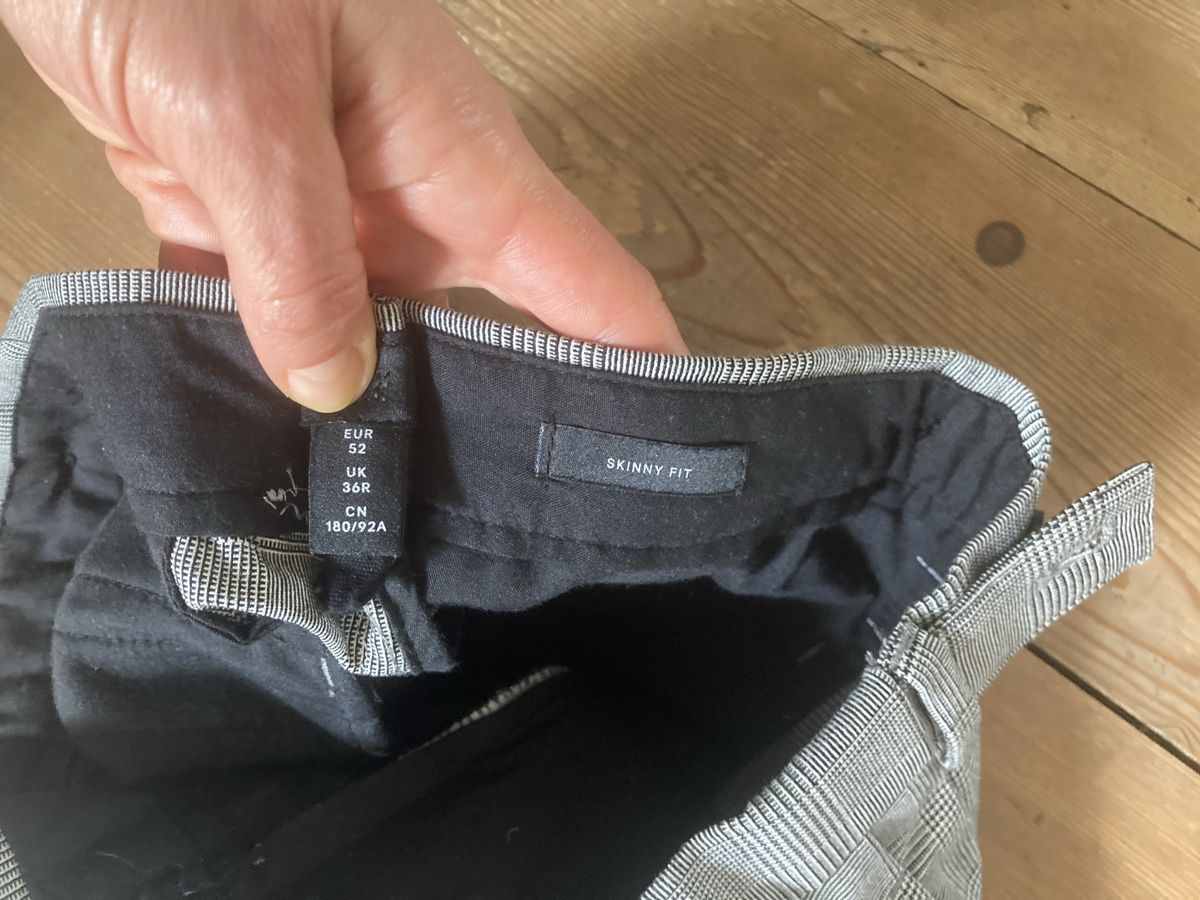 H&M Pantaloni: H&M Herrenhose – Usato da Bern venduto da mymo01 4