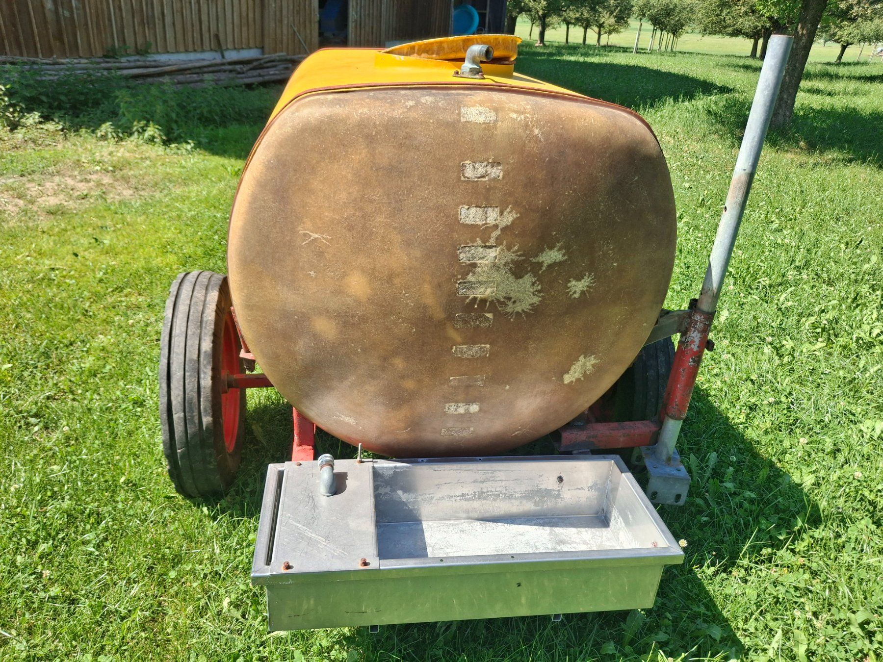 Accessori: Tränkefass 1000 liter – Usato da Bronschhofen venduto da hunter27 1