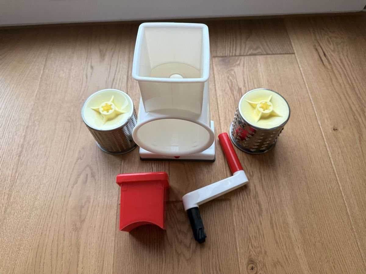 Elettrodomestici da cucina: Trommelreibe – Usato da Weinfelden venduto da fse_9bk7