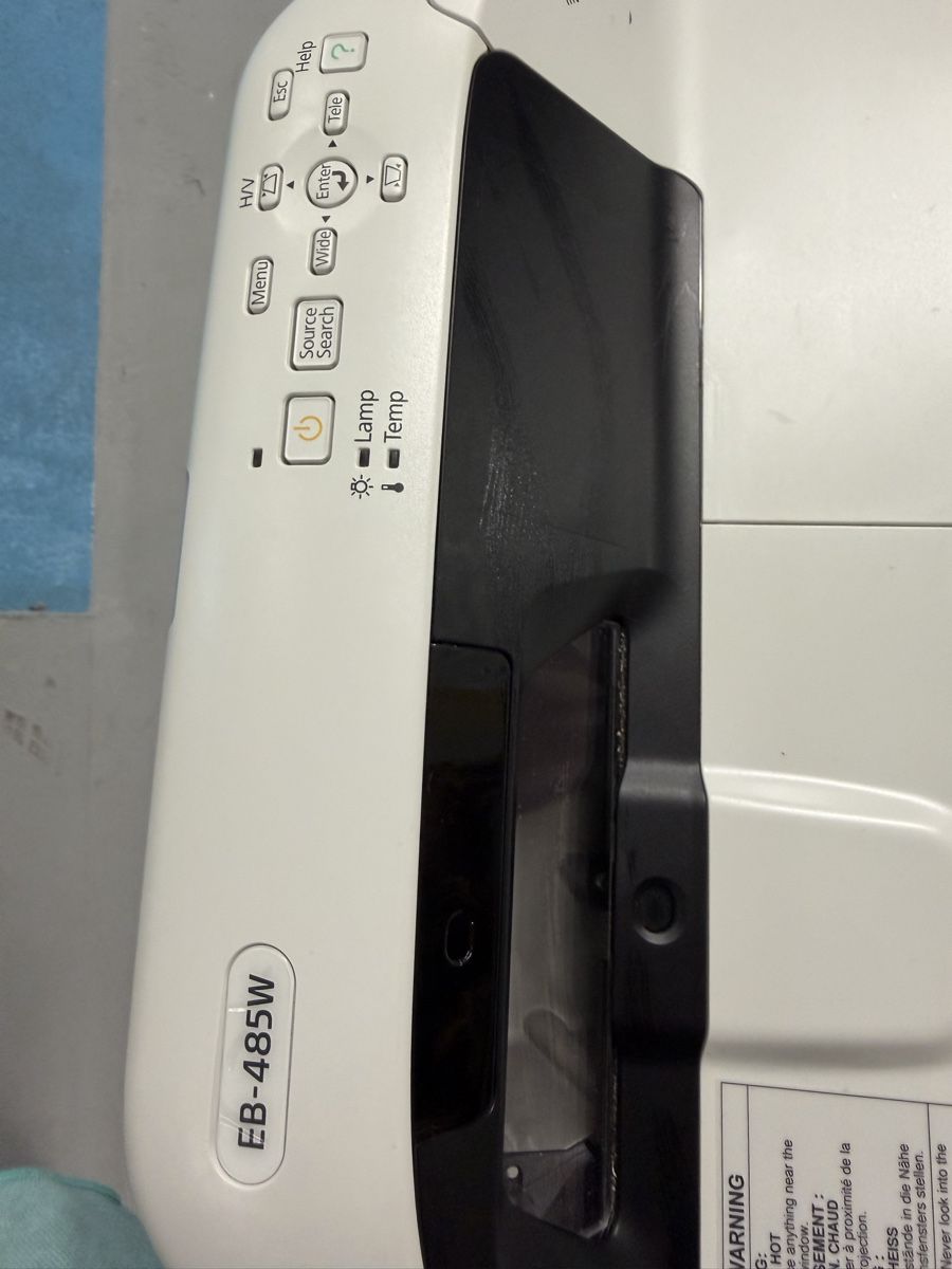 Videoprojektoren: Epson Beamer – Neu (gemäss Beschreibung) aus regensdorf von efe_tzt8 2