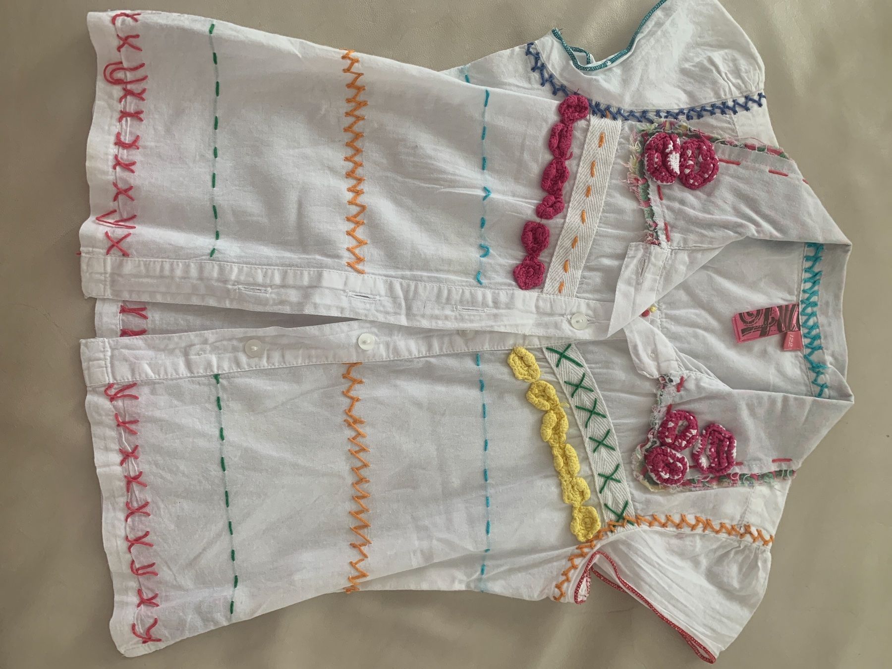 Camicette, T-shirt & Top: 3x Tops gr 122 fur Mädchen – Usato da Adligenswil venduto da Phoenix2017 1