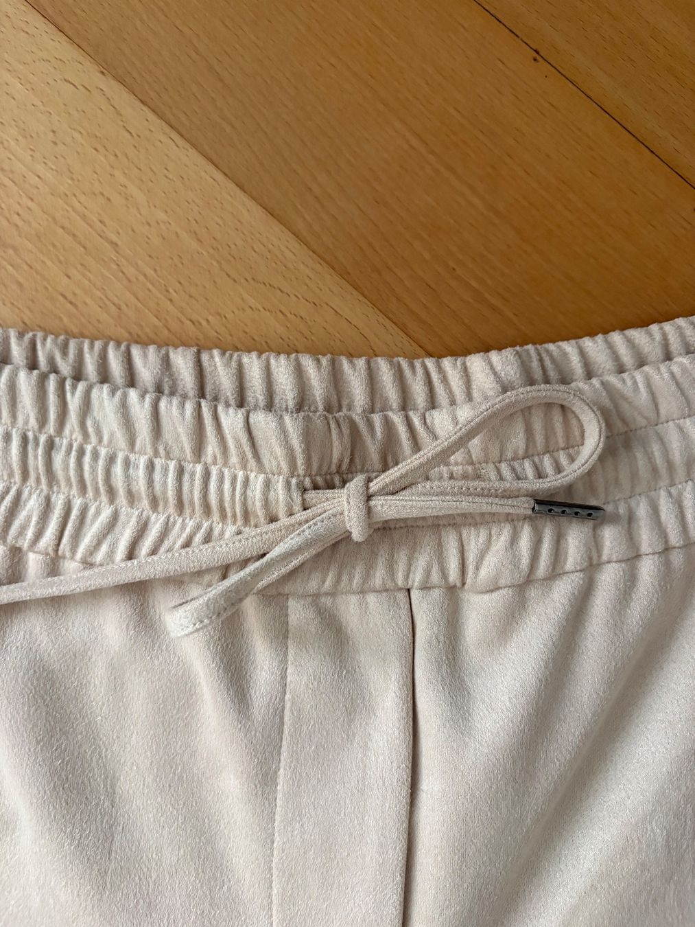Pantaloni: Juvia Tech Velours Hose, Grösse L – Usato da Winterthur venduto da Lepetitprince18 1