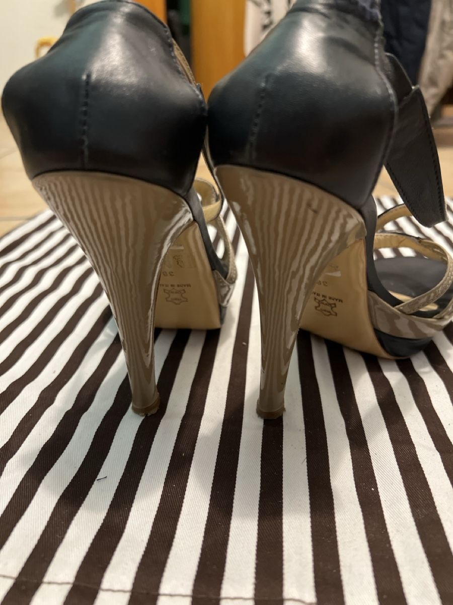 Damenschuhe: Sandales à talons hauts bleu beige – Gebraucht aus Arvillard (Salins) von mental0mystique 2