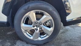 Kompletträder 18 Zoll original Toyota RAV 4 inkl. Sommerpneu
