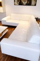 benutztes Echtledersofa in weiss zu verkaufen. Für 3-4 Pers.