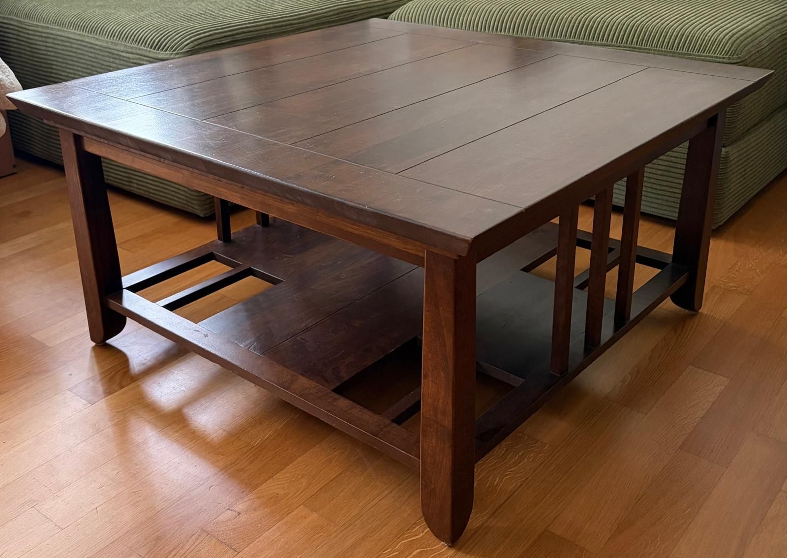 Tables: Couchtisch mit Ablage – D'occasion à Zürich par sim_pvl8