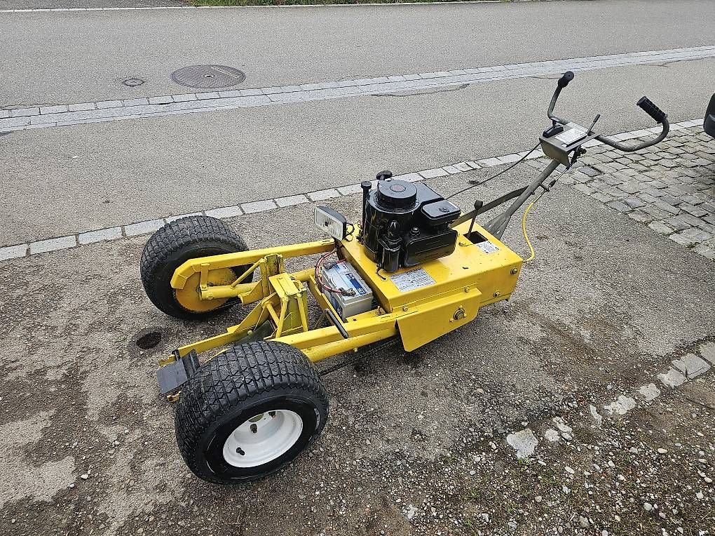 Alle Maschinen: Profi Flugzeugschlepper Heavy-Duty 3+1 Getriebe  – Gebraucht aus Weiningen TG von Briandickenmann 3