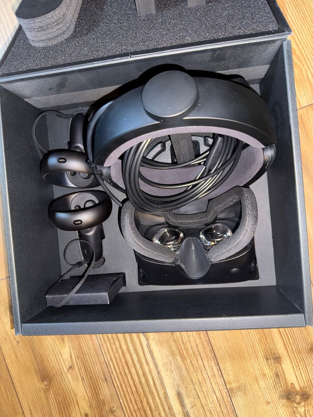 Meta VR Brille: Oculus Rift S – Gebraucht aus Flanthey von Titiara 2