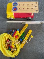 Holzauto mit Zubehör