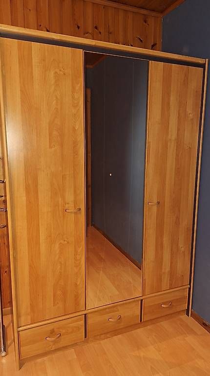 Armadi: Meubles Armoire 3 portes  – Usato da Saxon venduto da dad_q89q