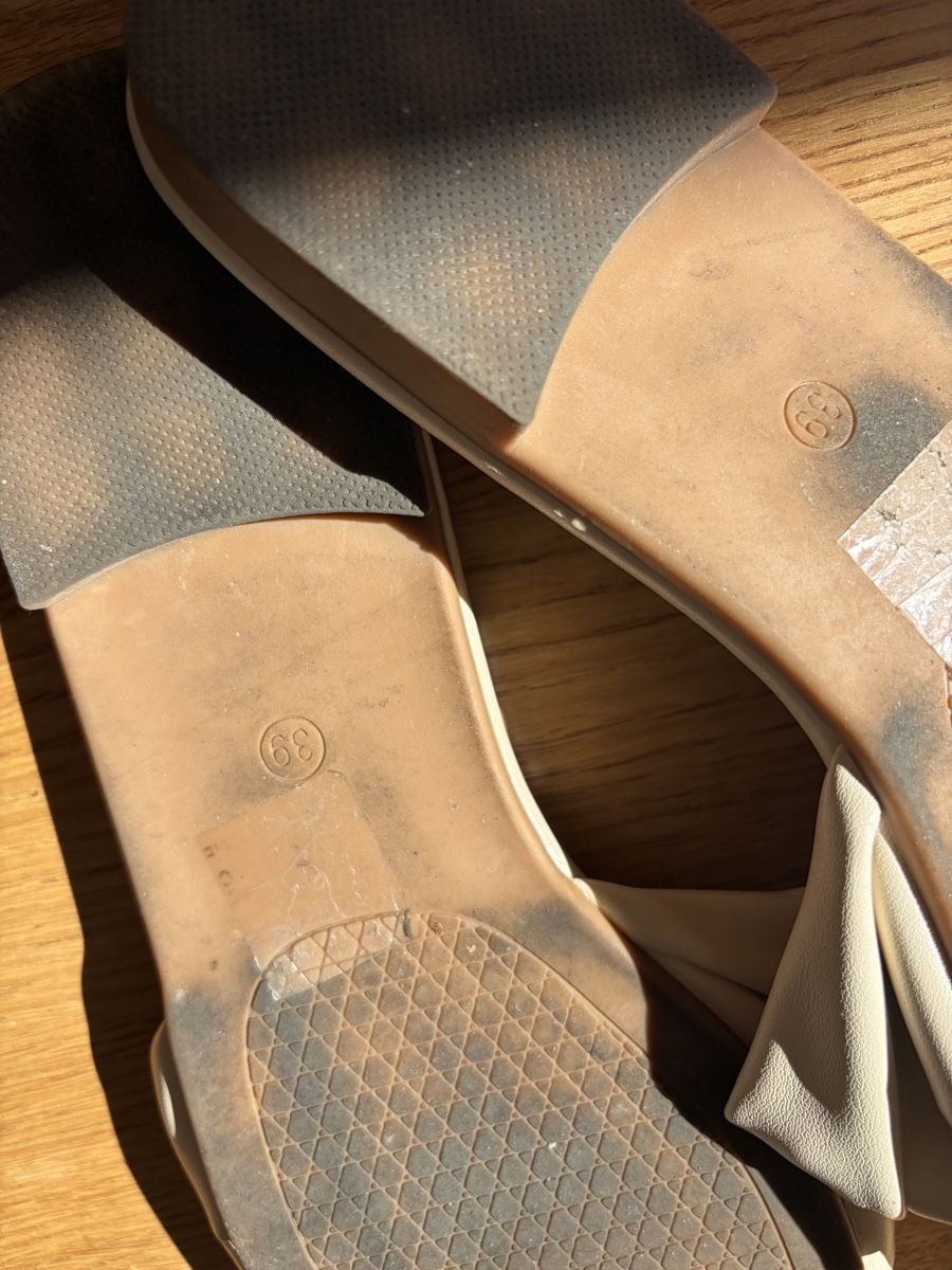 Damenschuhe: Sandale beige Grösse 39 – Gebraucht aus Aesch von fiona.sophie 1