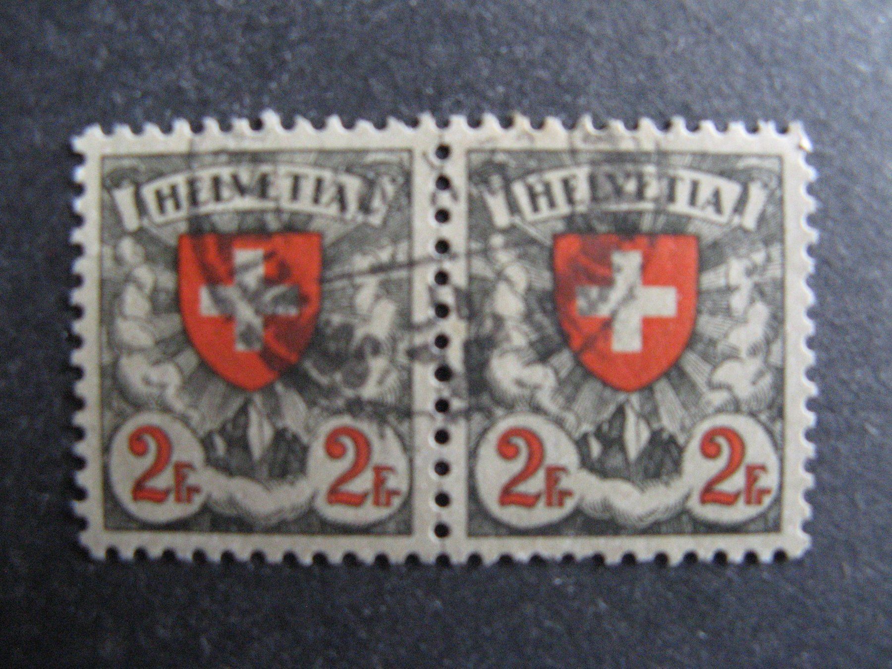 Tutti i francobolli: Wappenmuster 1933 166z Paar gestempelt – Usato da Frauenfeld venduto da Interessent1